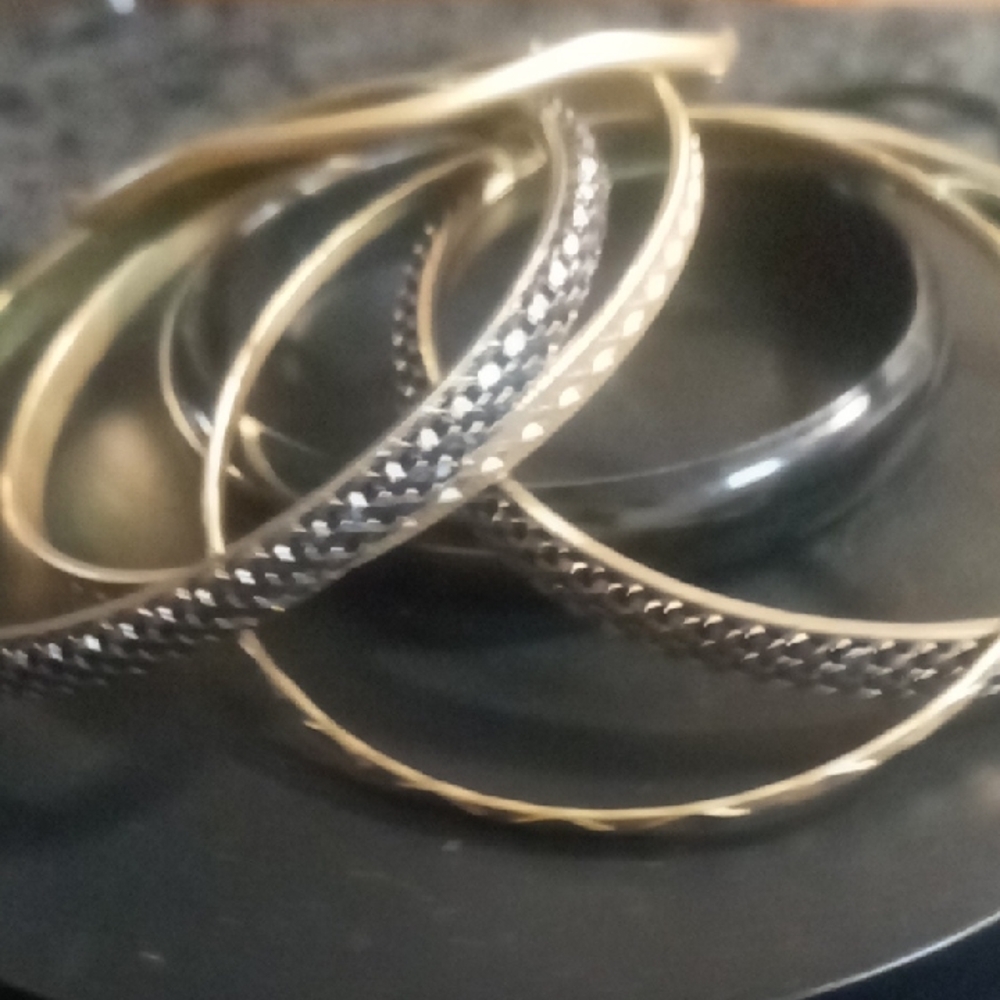 Gold and Black Textured Bracelet Set